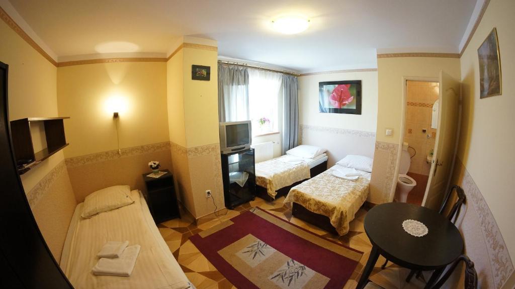 Florian Budget Rooms Краков Экстерьер фото