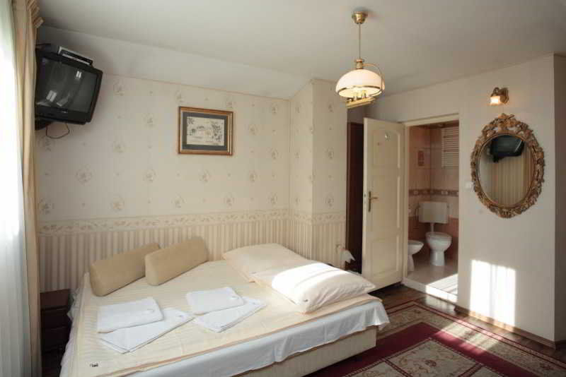 Florian Budget Rooms Краков Экстерьер фото