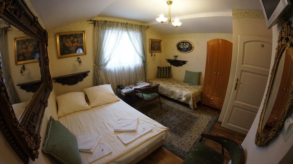 Florian Budget Rooms Краков Экстерьер фото